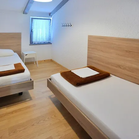 アパート And House Jurcan With Swimming Pool ポレッチ