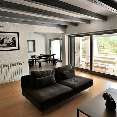 And House Jurcan With Swimming Pool ポレッチ